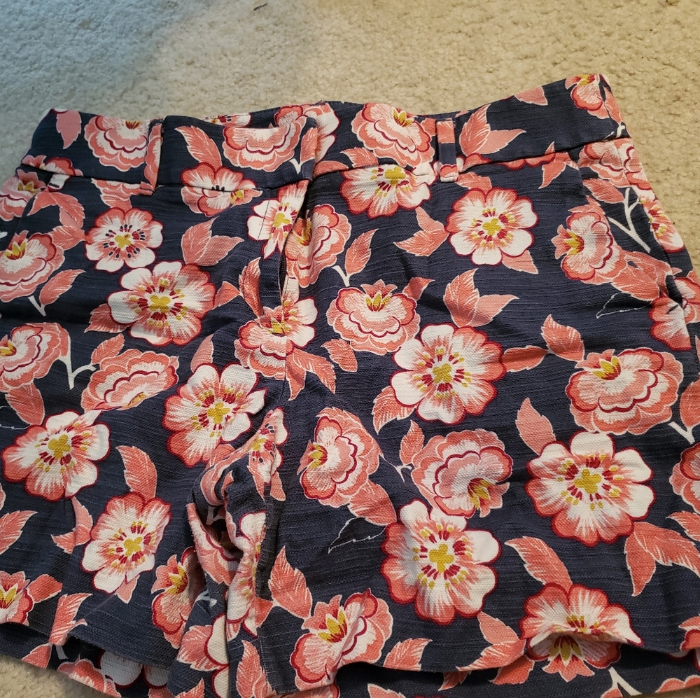 Loft floral shorts